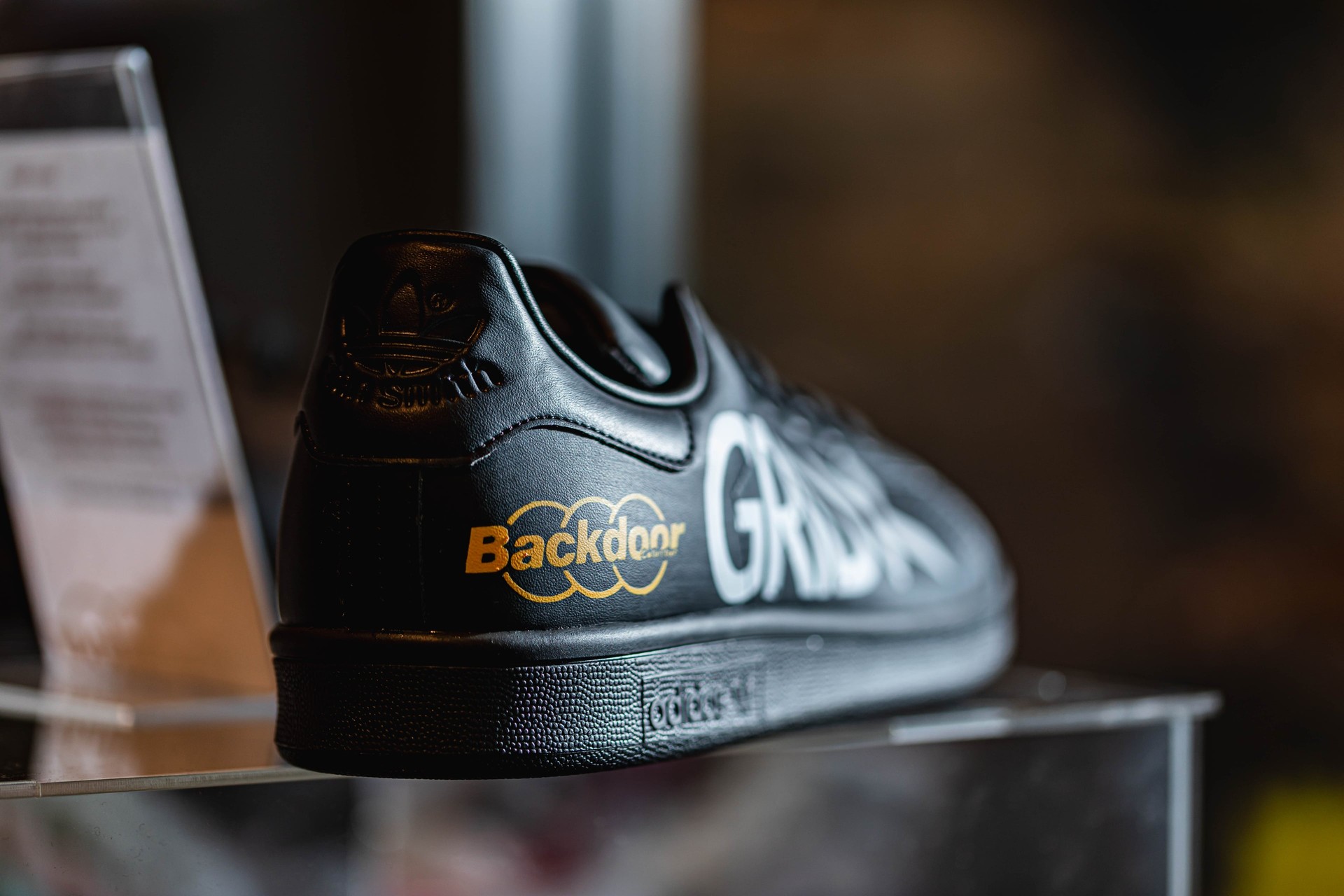 Backdoor Collective Luxembourg | Sneakers & Fashion à GRIDX